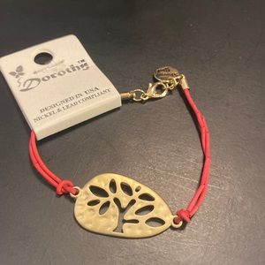 Dream Girl Tree of Life gold tone charm bracelet nickel and lead compliant New